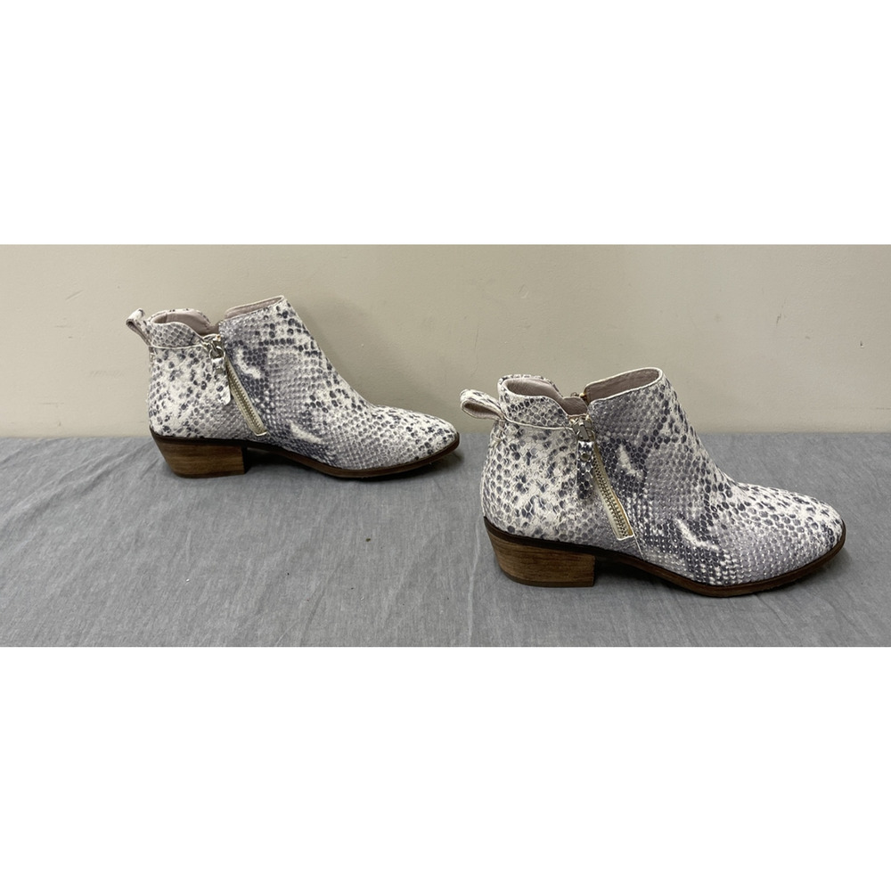 Vince Camuto Tricera Leather Booties Size 6.5 Chunky Heel Boots Snake Print FS - Picture 7 of 13